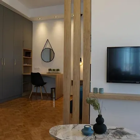 σε πολυκατοικία Appartement *