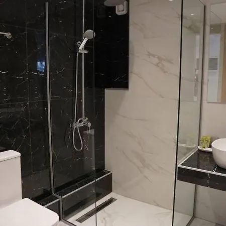 σε πολυκατοικία *